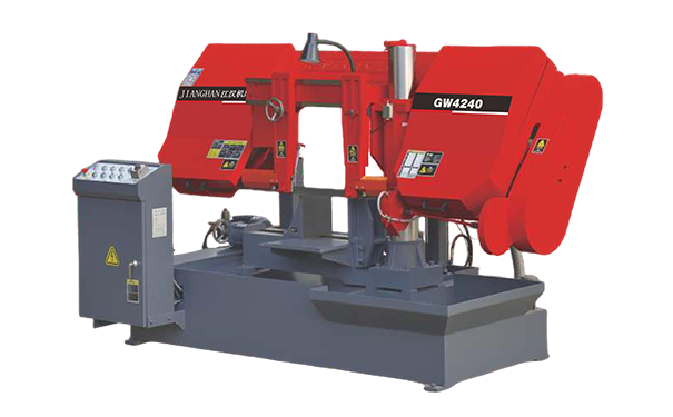 常平镇GW4240双柱卧式带锯床
